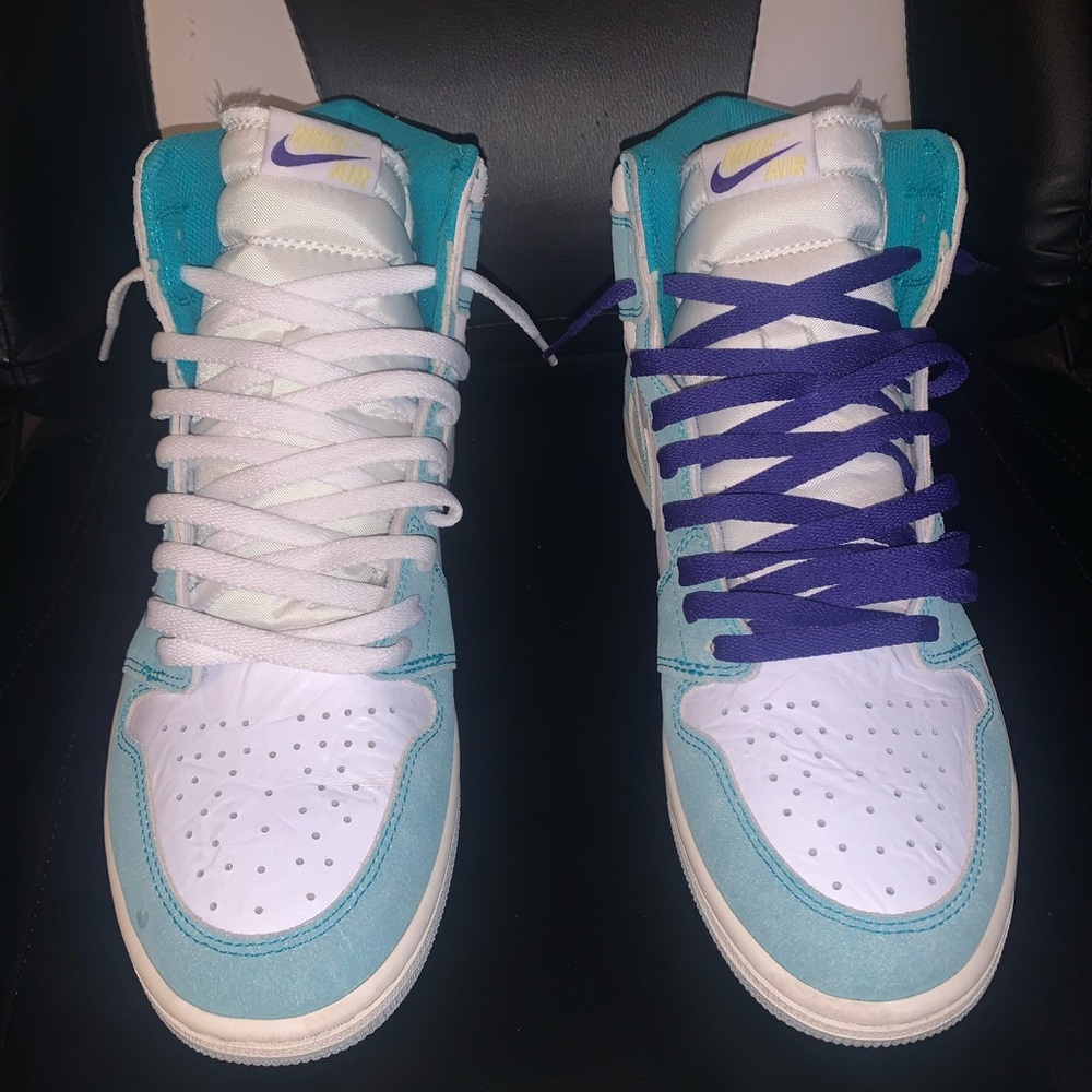 Nike High-Top Sneakers in White and Blue